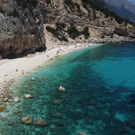 Appartamento Terrazza Vista Mare Cala Gonone Exteriör bild