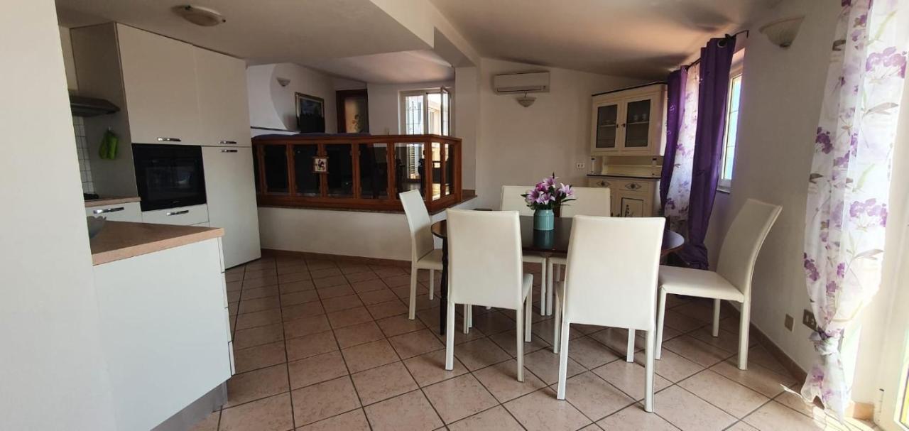 Appartamento Terrazza Vista Mare Cala Gonone Exteriör bild