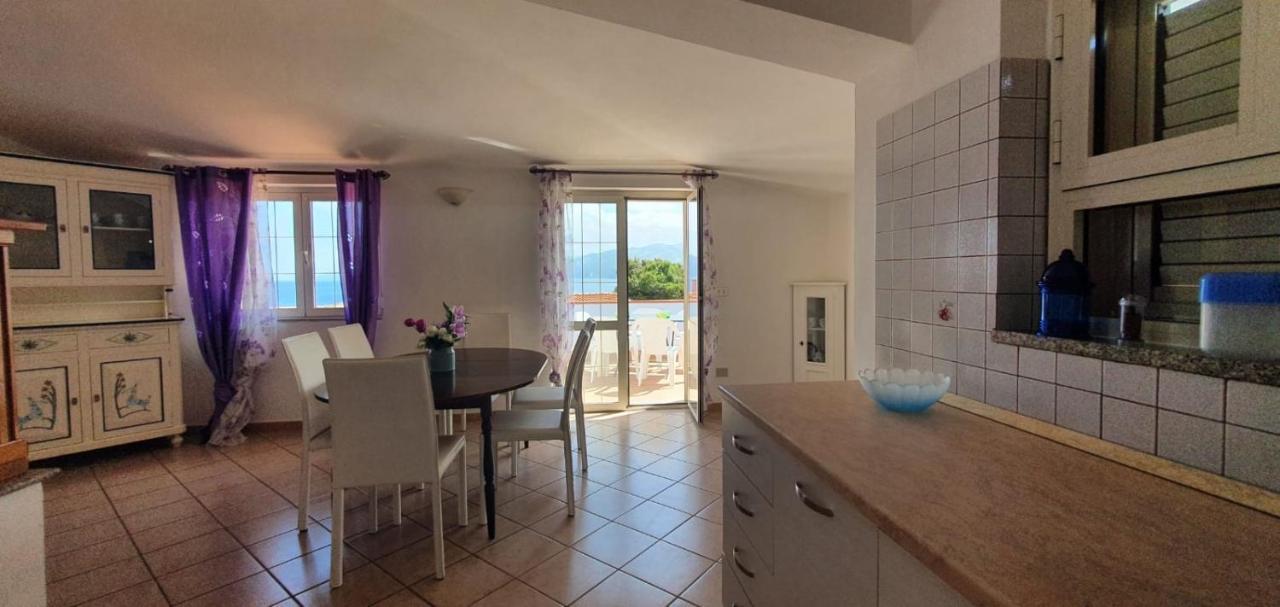 Appartamento Terrazza Vista Mare Cala Gonone Exteriör bild